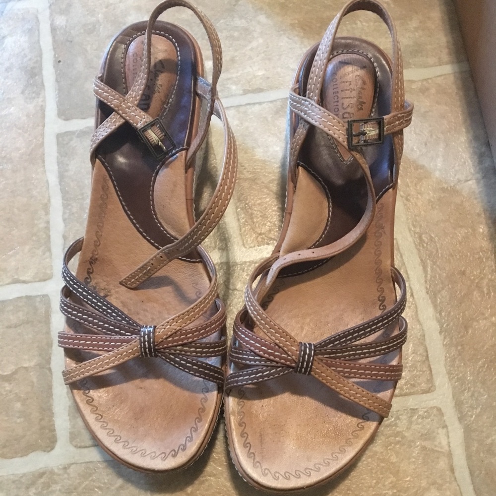 Clark’s artisan sandals size 8
